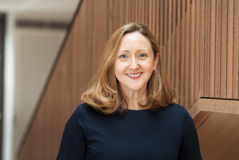 البرفيسورة كلير بوث