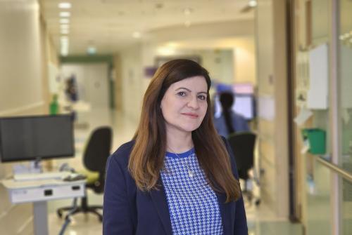 A female interpreting manager appears while stood on the Bumblebee Ward